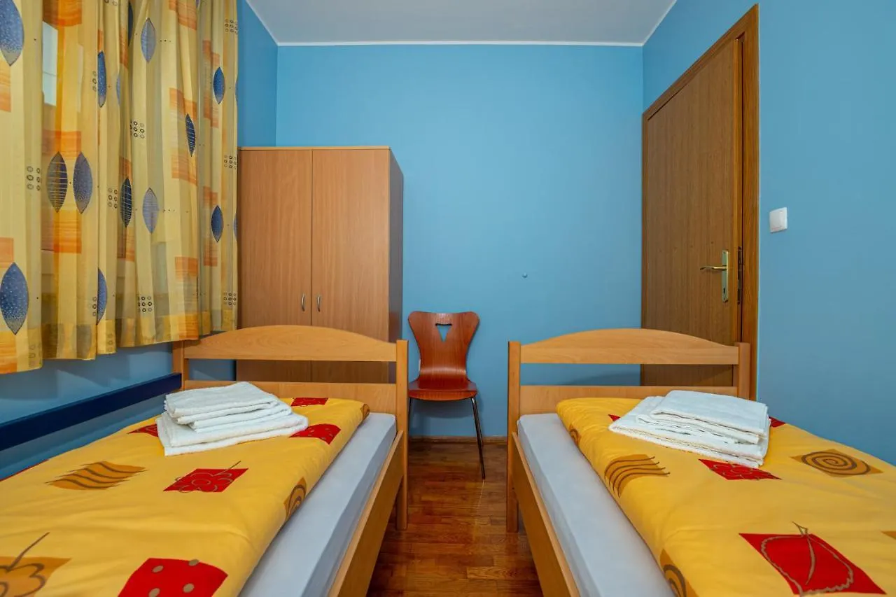 Apartment In Dramalj 41531