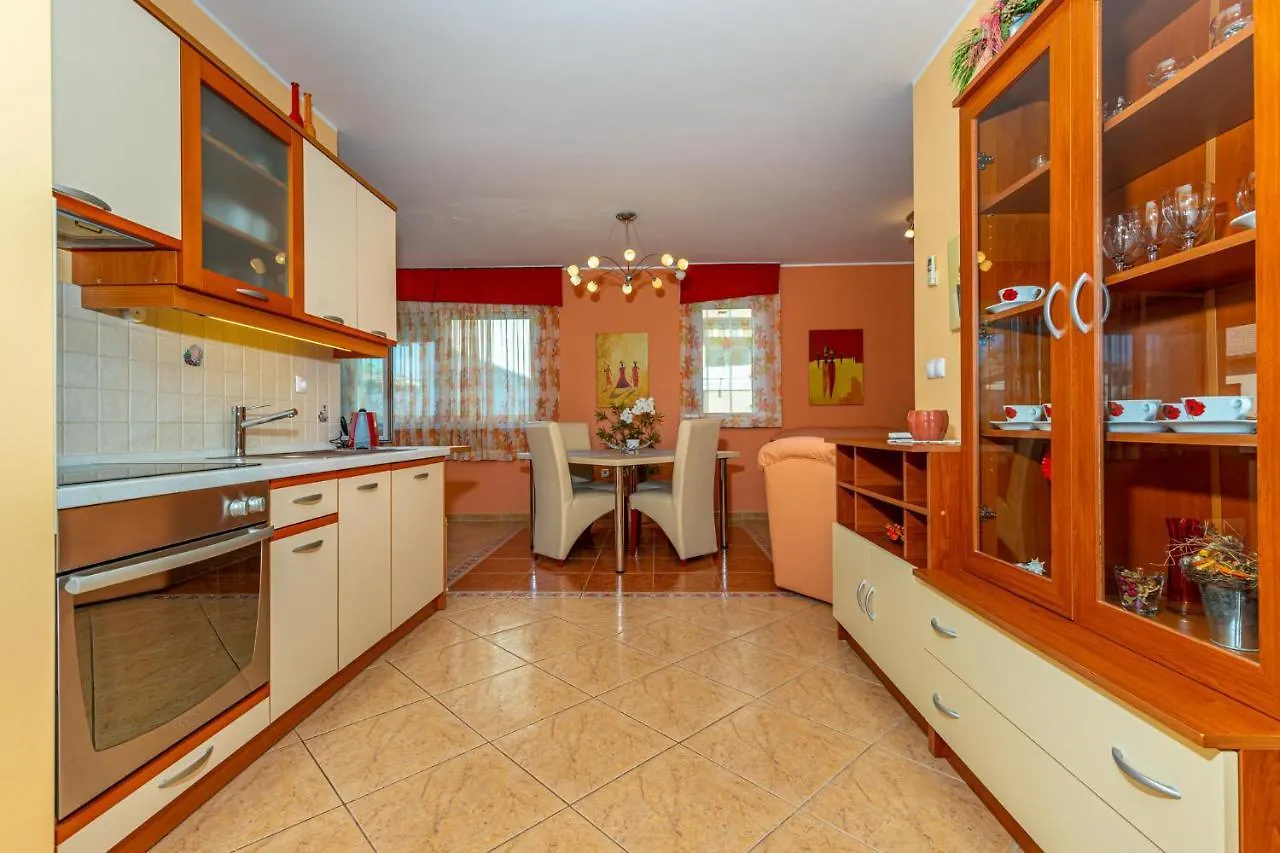 Apartment In Dramalj 41531 Croaţia