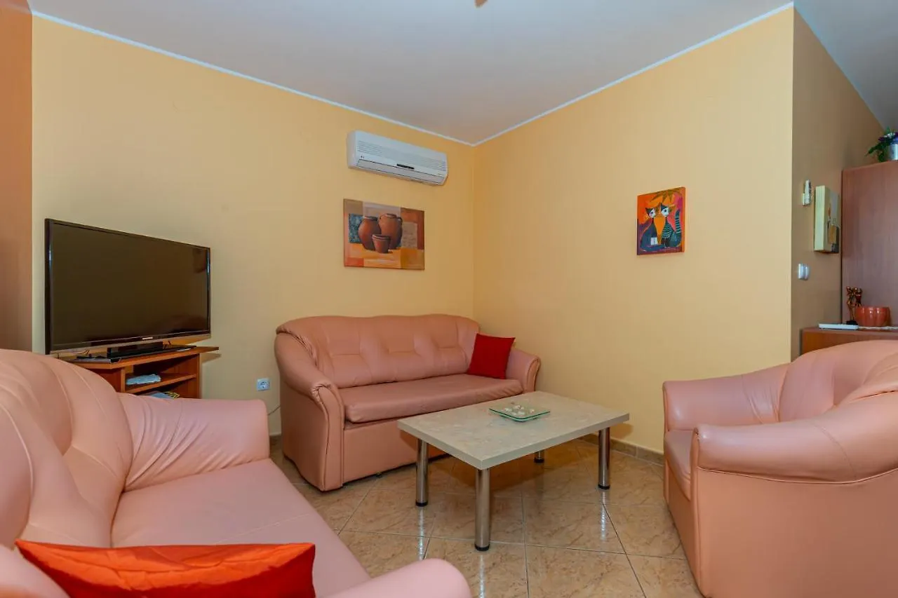 Apartment In Dramalj 41531 Croatia