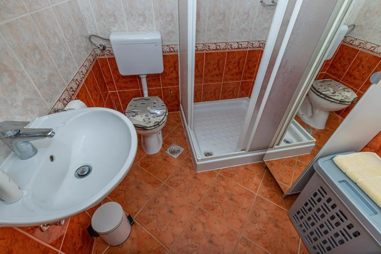 Apartment In Dramalj 41531
